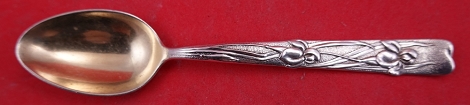 4 O'Clock Spoon GW  w/ iris motif  4 3/4